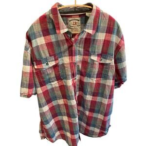 Men’s 100% cotton short sleeved button-down casual plaid shirt. Size XXL